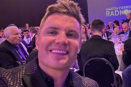 El conductor se prepara para una nueva temporada del reality más famoso del país (Foto: @santidelmoro)