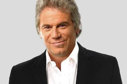 El conductor se refirió a la actriz Jazmín Sturat como una machista con pañuelo verde.