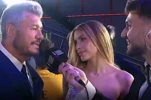 El conductor y la modelo peruana no esconden su amor (Foto: captura TV)