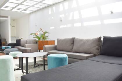 Los sillones con una única placa como asiento son una solución para funcionar como colchón