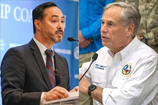 El congresista latino que enfrenta a Abbott y lo acusa de ayudar al ICE