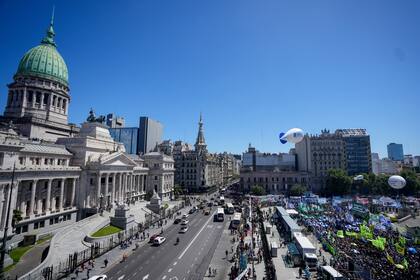 El Congreso y sus accesos marcan el mapa de cortes de este domingo