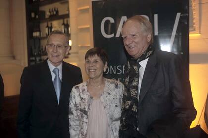 El Consejo Argentino para las Relaciones Internacionales (CARI) cumplió 40 años y lo celebró en La Rural con una cena a la que asistieron cientos de invitados