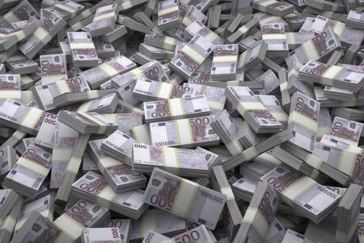 El Consejo de Gobierno de la BCE consideró que el billete de 500 euros facilita el desarrollo de actividades delictivas