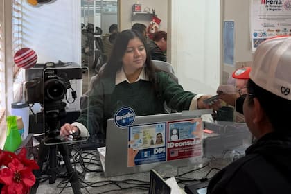 El consulado de Guatemala en California tendrá varios días sin atención al público (X/@consGUAenLAX)