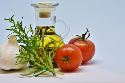 El consumo de aceite de oliva está relacionado con la disminución de incidencia de cáncer de colon, mama y próstata