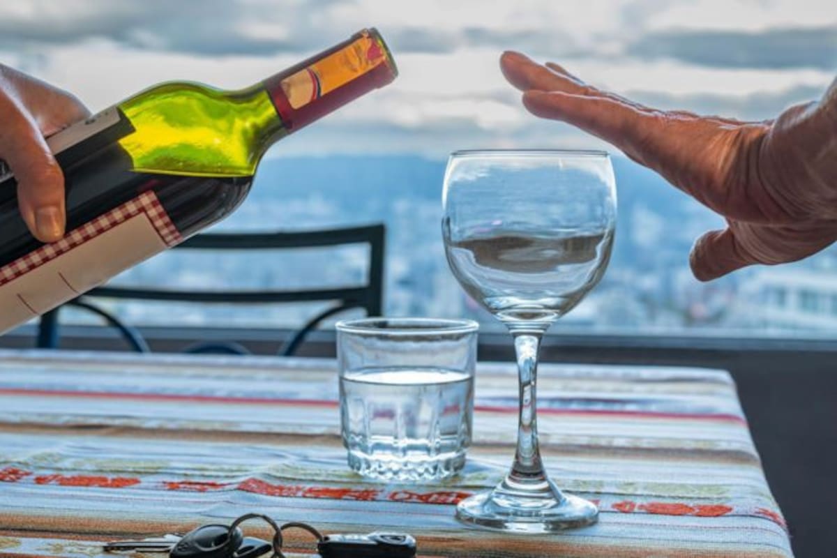 El consumo de alcohol en exceso puede perjudicar al hígado, el órgano interno más grande del cuerpo humano