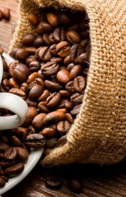 El consumo de café se ha relacionado con un menor riesgo de enfermedades crónicas, como la diabetes tipo 2, la enfermedad de Parkinson y la enfermedad de Alzheimer