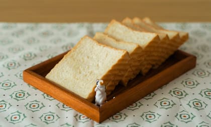 El consumo de dos o más porciones de pan blanco al día tiene una asociación directa con el riesgo de sobrepeso u obesidad