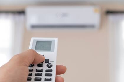 El consumo de electricidad aumenta en verano por las altas temperaturas, por lo que es importante reducir el costo energético