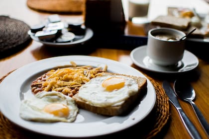 El consumo de huevos en cualquier parte del día, contribuyen a una sensación de saciedad