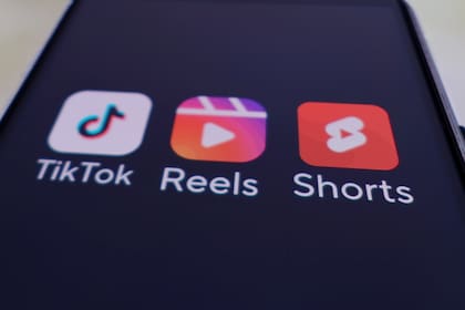 El consumo de videos breves en redes sociales está teniendo impacto en otros contenidos, como la publicidad o el teatro