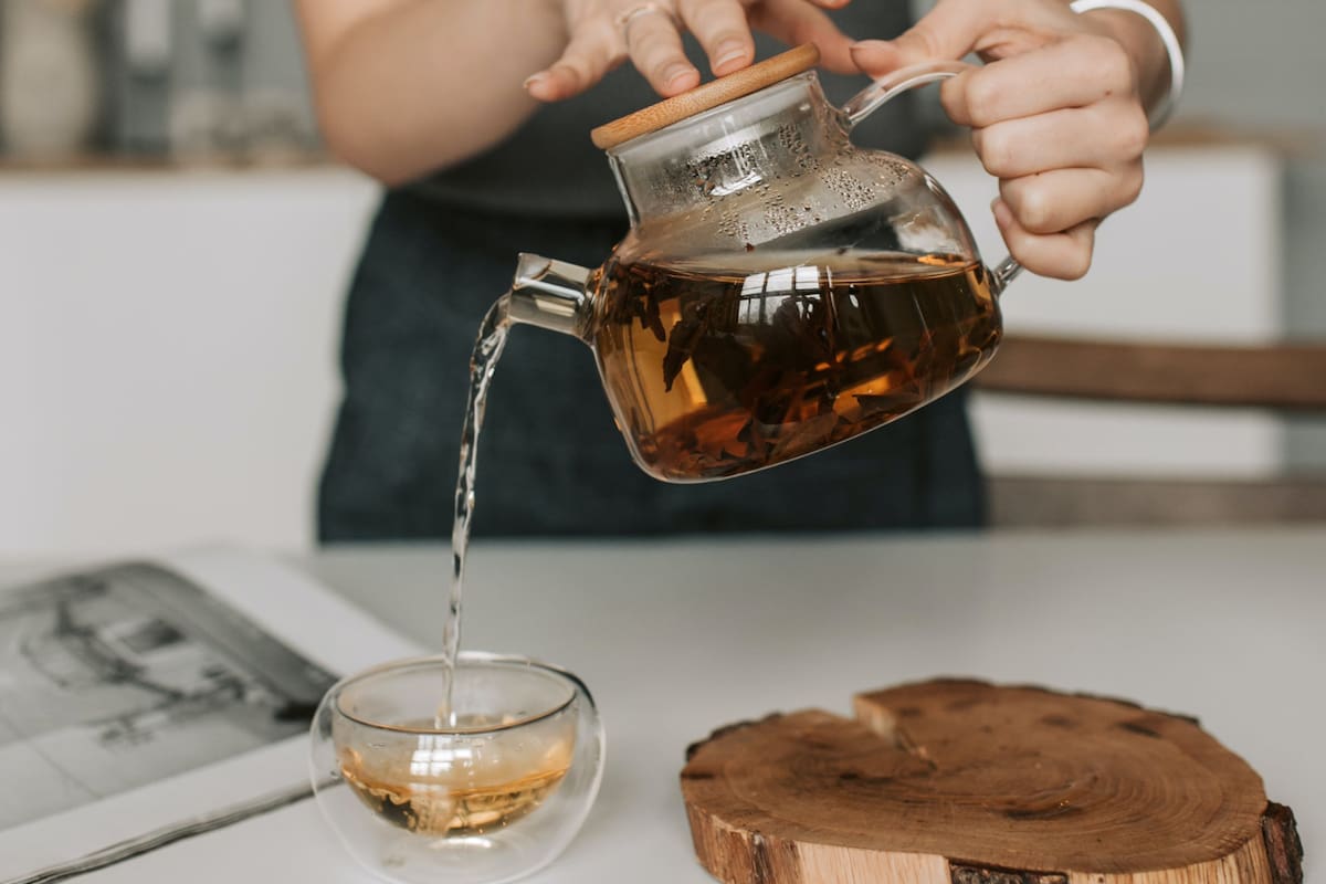 El consumo diario de té podría prevenir enfermedades cardiovasculares y diabetes, pero un exceso, podría ser perjudicial