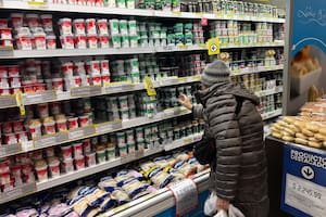 El consumo en supermercados de cadena cayó 6,4%