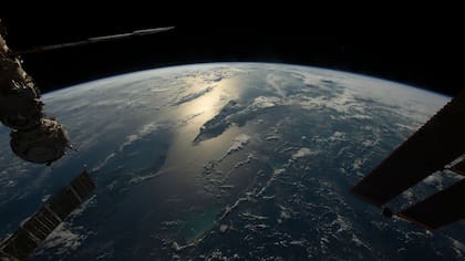 El contenido se apoya en imágenes 360° registradas en la ISS y en escenas protagonizadas por astronautas reales