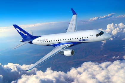 El controlador solicitó al vuelo comercial ejecutar un círculo completo de 360 grados para evitar interferir con la maniobra del bombardero