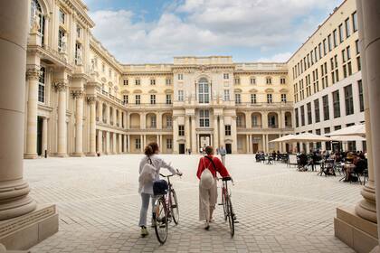 El controvertido y flamante Humboldt Forum, gigantesco centro de cultura, de ciencia y de arte no europeo.