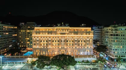 El Copacabana Palace se inauguró en 1923 y estuvo a cargo del arquitecto francés Joseph Gire.