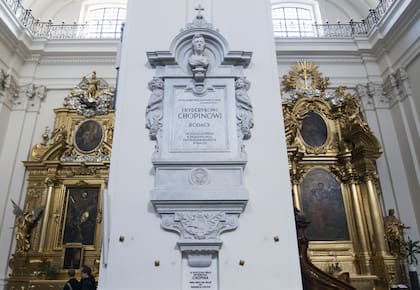El corazón de Frédéric Chopin permanece en Varsovia, dentro de un frasco sumergido en coñac en la Iglesia de la Santa Cruz