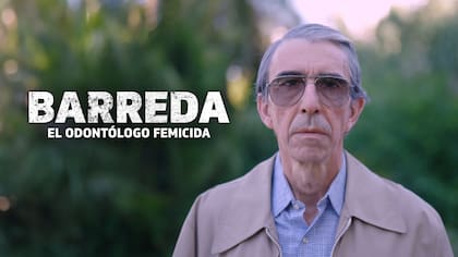 El corazón de la producción de dos episodios, y el punto más oscuro de la crónica policial, reside en la reconstrucción detallada de aquel fatídico domingo 15 de noviembre de 1992, en la residencia familiar de la Calle 48 de La Plata