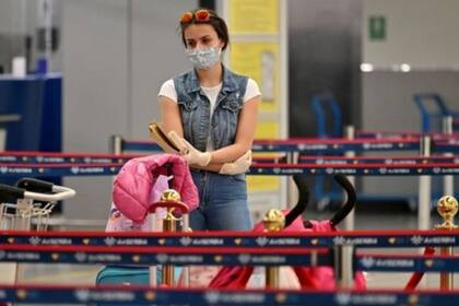 El coronavirus ha cambiado muchas cosas del mundo en el que vivimos... y los viajes en avión no serán una excepción