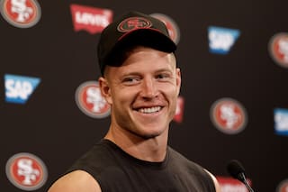 Christian McCaffrey se une a un grupo de élite con su touchdown 100 de carrera