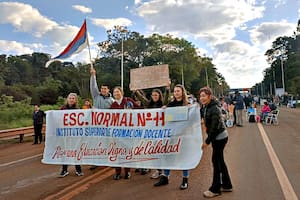 El corte de los docentes en la Ruta 12, en Misiones, se levantó pasadas las 17