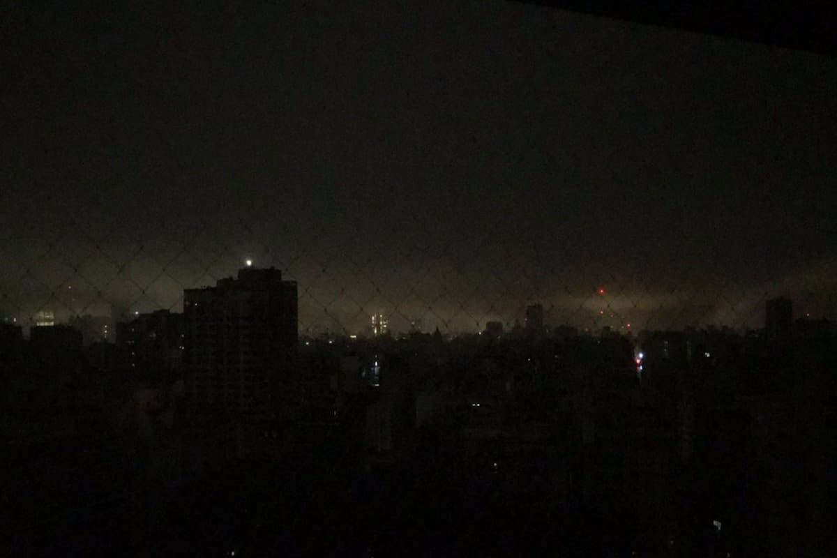 El corte sumió en la oscuridad a varias ciudades del país