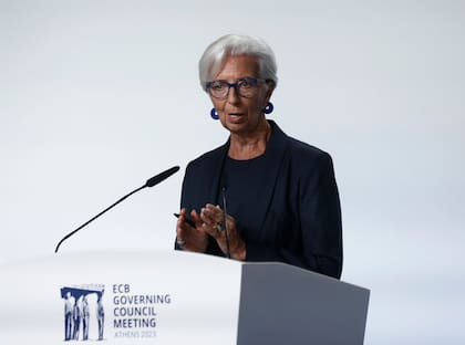 El costo de ayudar a Grecia durante su crisis fue menor al costo que tendría una situación similar francesa