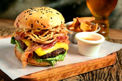 El costo de este plato varía según la cadena y el tipo de producto