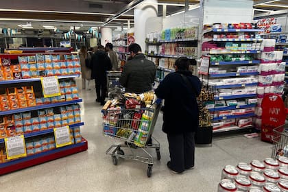 El costo de vida registró una leve aceleración durante el décimo mes del año