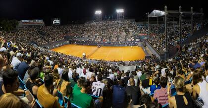 El court central del Río Open estuvo poblado durante el partido entre João Fonseca Alexandre Muller, por la primera ronda