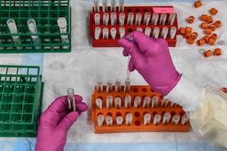Coronavirus: por qué el "nacionalismo de vacunas" se está imponiendo en el mundo