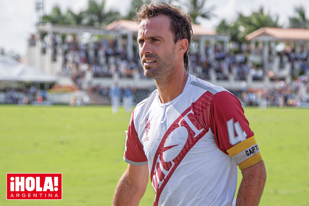 El crack de diez goles estuvo casi ocho años casado y tiene dos hijos, Renata y Zenón.