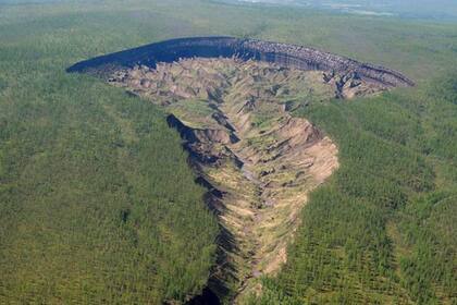 El mayor cráter de permafrost del mundo, en el lejano oriente ruso, se descongela (Imagen de archivo)