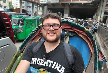 El creador de contenido recorre distintos países del mundo haciendo videos (Foto: @topo)