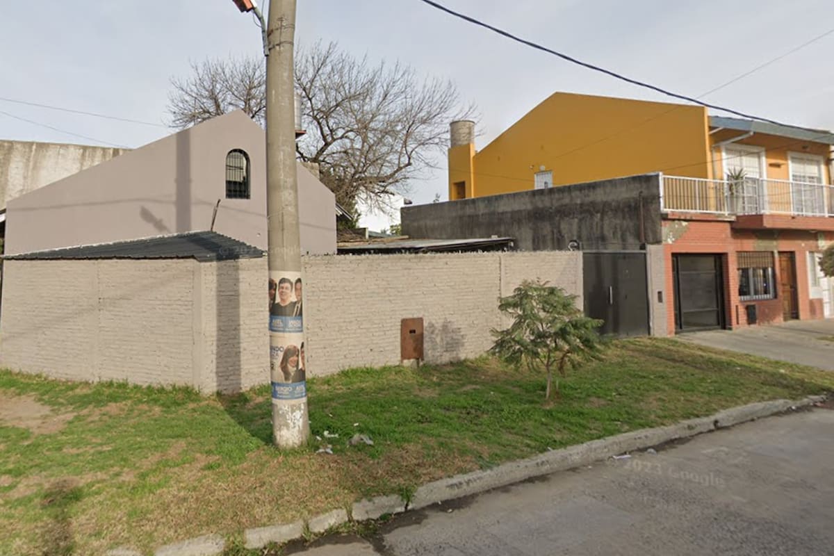 El crimen ocurrió en Condarco al 5000, en Isidro Casanova