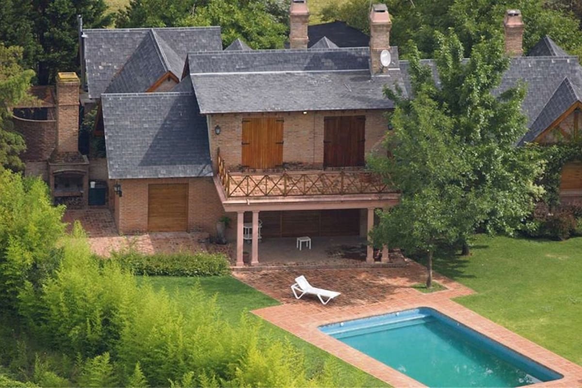 El crimen ocurrió hace casi 16 años en una casa en el country El Carmel en Pilar