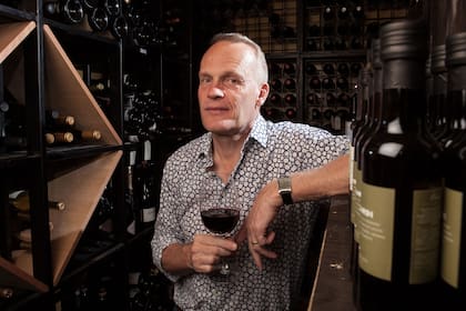 El crítico inglés Tim Atkin es una de las voces internacionales más experimentadas en materia de vino argentino