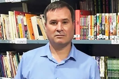 El cronista de 50 años que fue hallado en un micro de larga distancia a la altura del peaje Olivera, sobre la Ruta Nacional 5