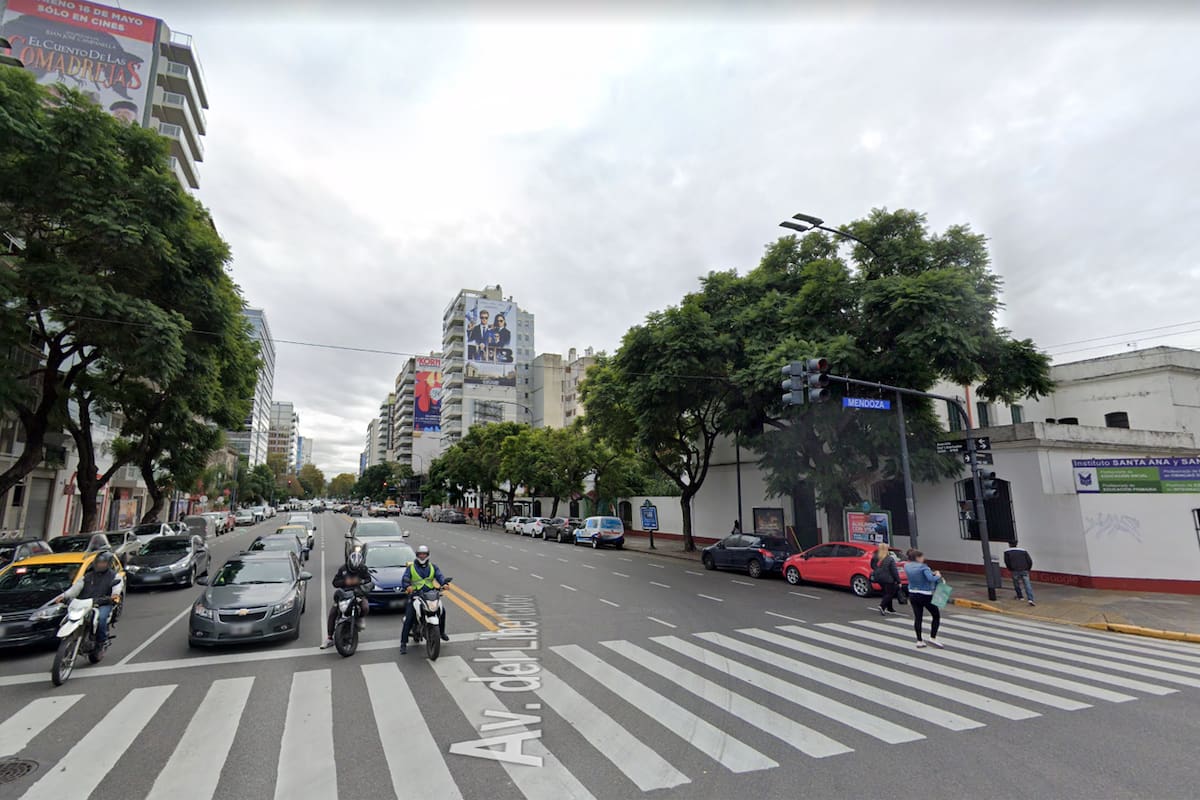 El cruce entre Avenida del Libertador y Mendoza