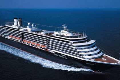 El crucero MS Westerdam de la compañía británico-estadounidense Holland America Line