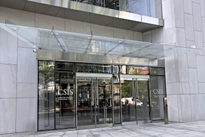 El CSIS es una organización de investigación de políticas bipartidista y sin fines de lucro