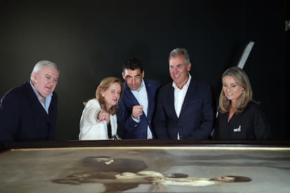 El cuadro de Castelao es recibido con gran entusiasmo en el Museo de Pontevedra