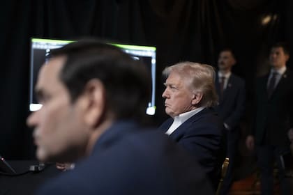 El cuarto de guerra contaba con una línea telefónica especial