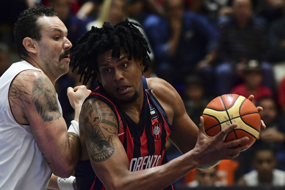 El cubano Justiz Ferrer se dedicó al deporte para evitar ir a la escuela, pero debió dejarlo por escasez económica; lo retomó y, a los 25 años, se consagró campeón de América por San Lorenzo