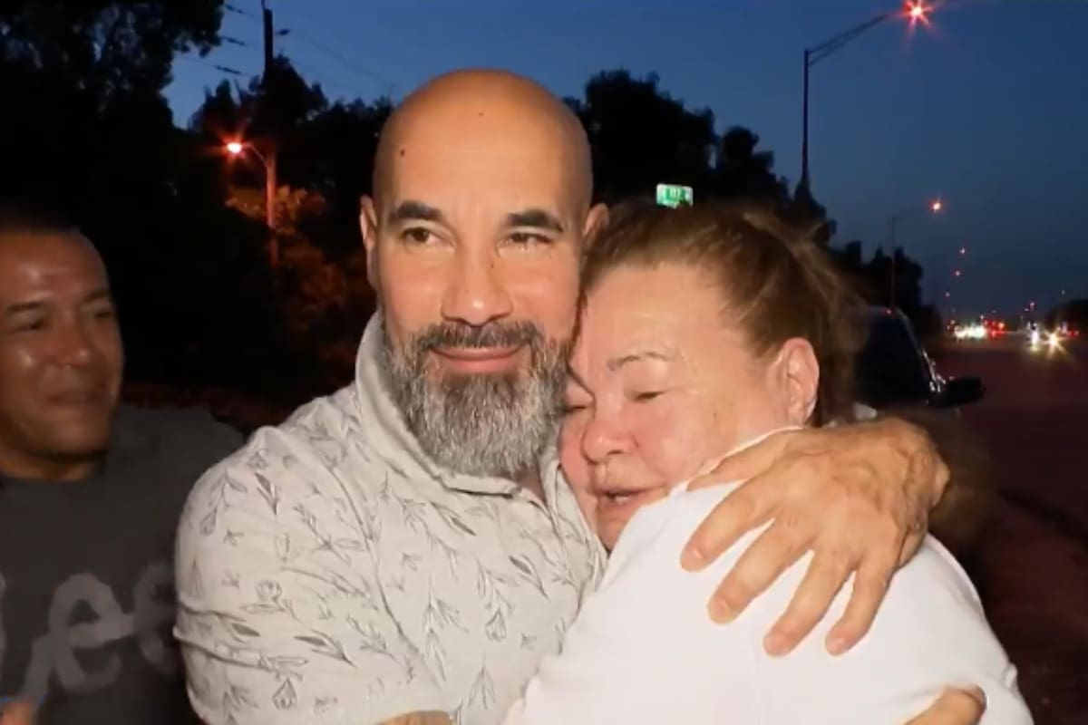 El cubano Miakel Guerra Morales se reencontró con su familia luego de ser detenido por el ICE en diciembre de 2025