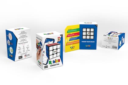 El cubo Rubik ahora está disponible en una versión con conexión Bluetooth con el Connected Cube, un modelo que se podrá utilizar para jugar de forma remota mediante un acceso inalámbrico desde un teléfono o tableta