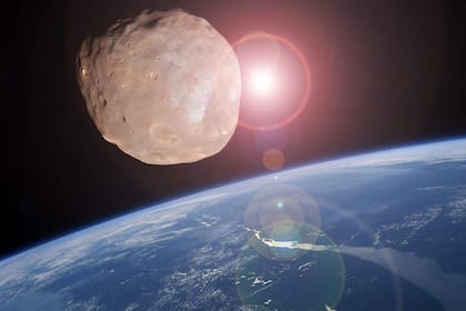 El cuerpo celeste pasará este miércoles por la tierra y se podrá ver a través de un telescopio pequeño, por la web o en una aplicacción desde el celular.