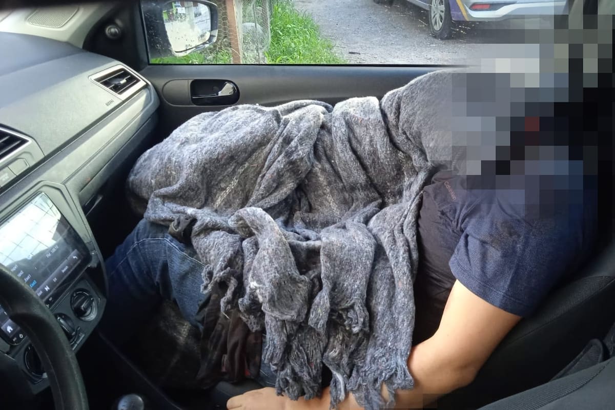 El cuerpo de Alejandro Arcos fue encontrado decapitado en el interior de un vehículo